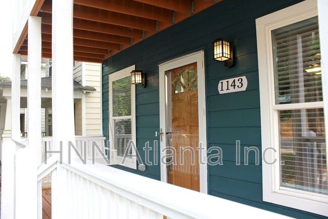 Photo - 1143 Smith St SW