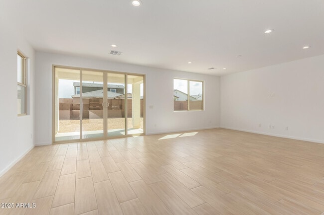 Photo - 5015 W Hardtack Trl