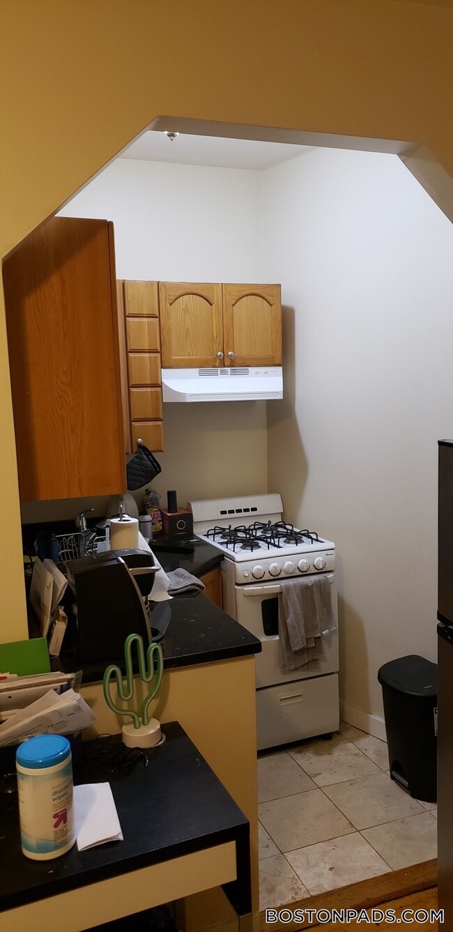 Photo - 38 Hemenway St Unit 5