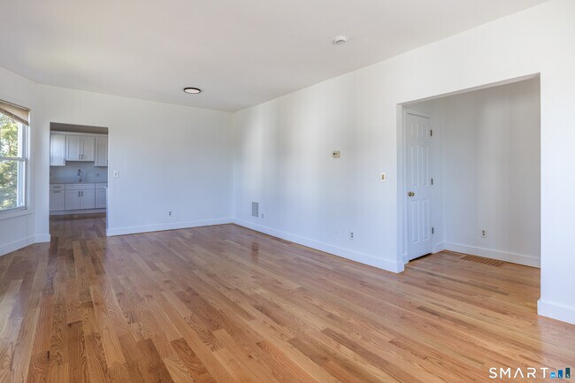 Photo - 74 Harbor Ave Unit 2nd floor