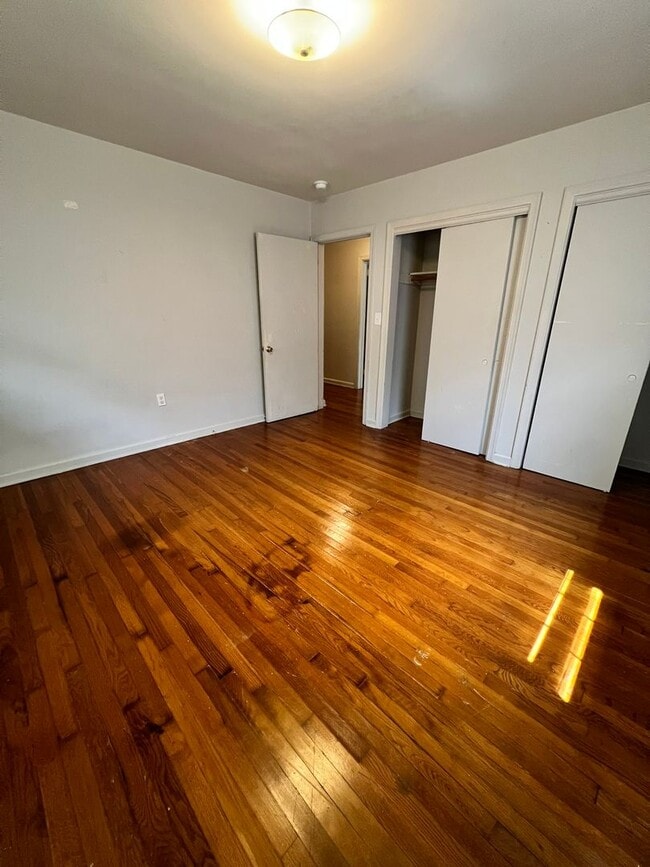Photo - 3BD/ 2BA in Bellview Estates