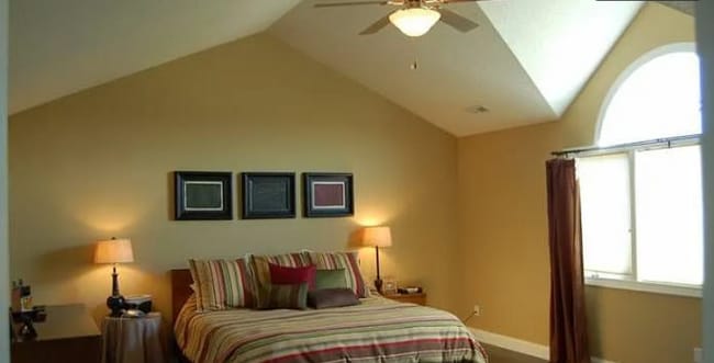 Photo - 1613 S 50th Pl