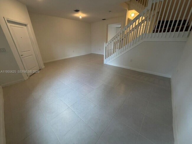 Photo - 21001 NE 8th Ave