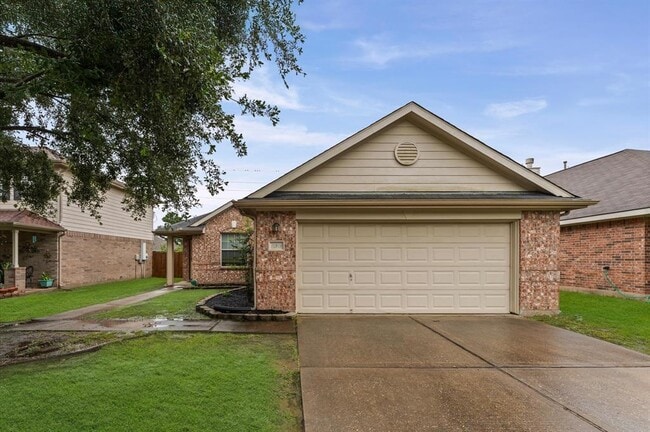 Building Photo - 11919 Piney Bend Dr Rental