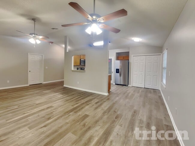 Photo - 8256 Creek Hollow Ct