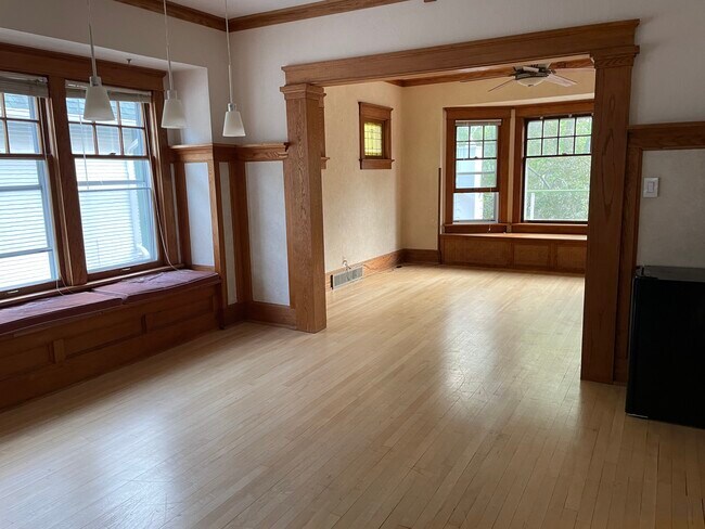 Photo - 2954 N Frederick Ave Unit #3