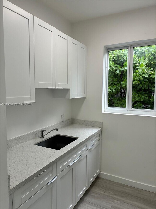 Photo - 2352 SW 5th St Unit 2