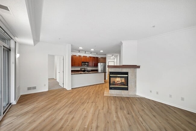 Photo - Arrive at Medicine Lake