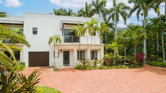 Photo - 1121 Bel Air Dr