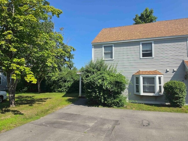 Building Photo - 251 W Knox Marsh Rd Unit 12
