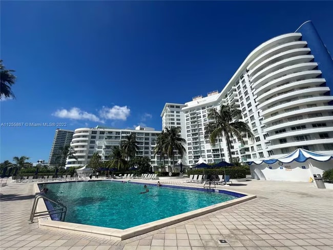 8877 Collins Ave Unit 404