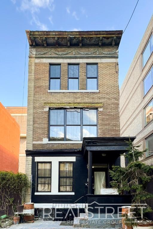 Photo - Renoavted 3 bed near YU campus in Washington Heights!
