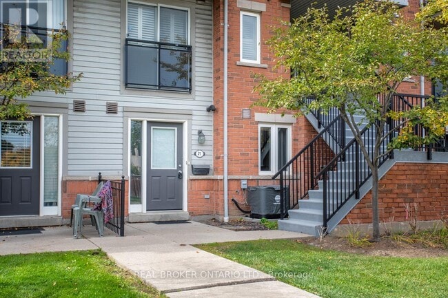 Photo - 4620 Guildwood Way