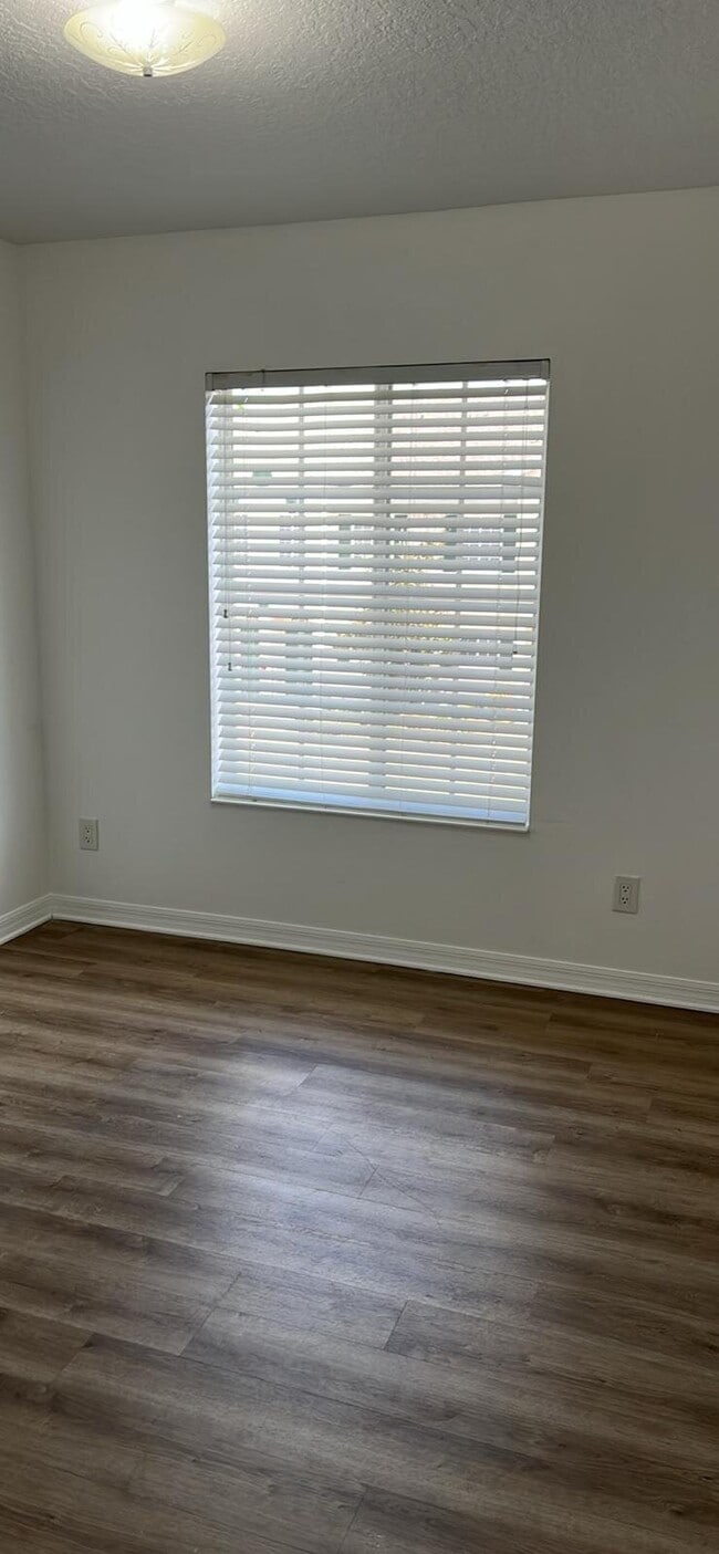 Photo - 268 Cape Harbour Loop