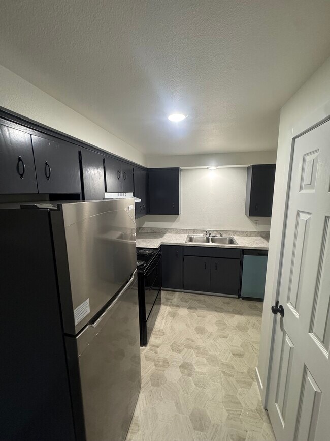 Photo - 15715 63rd Street Ct E Unidad 2