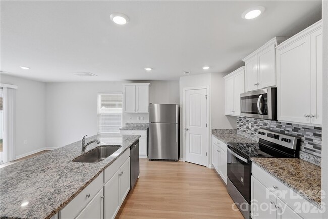 Photo - 1620 Nia Rd