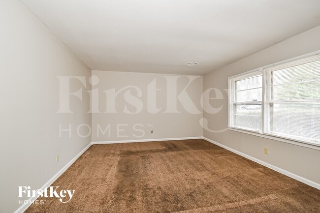 Photo - 1083 Richland Dr