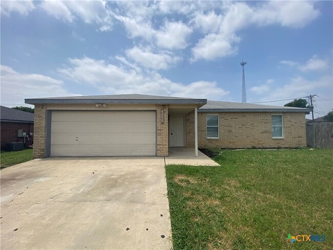 Building Photo - 4610 Stallion Dr