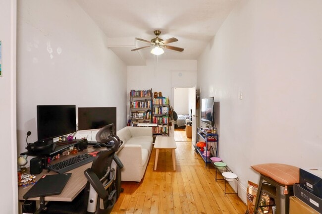 Photo - 521 Willow Ave Unit 1R