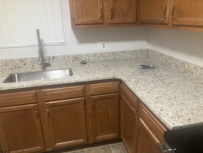 Photo - 35711 Alfred St Unidad 2