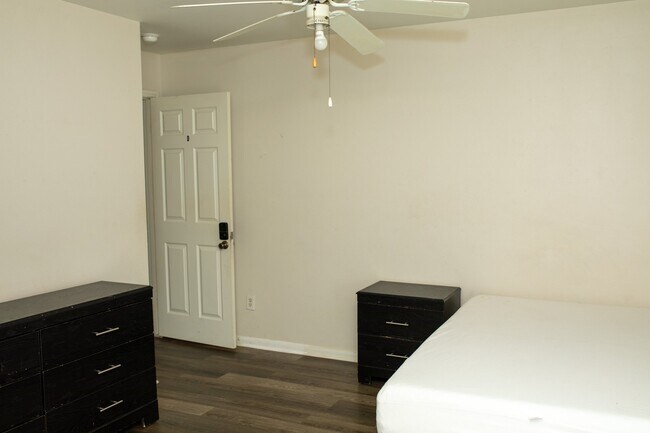23299 High Pt St Unit Detroit