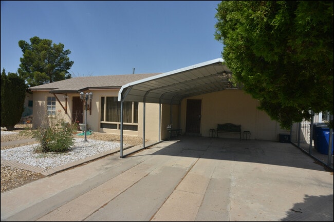 Photo - 6106 Tejas Dr