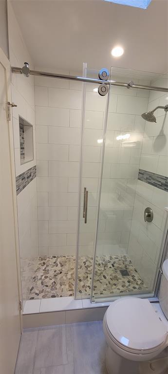 Photo - 602 W 51st St