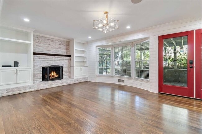 Photo - 1655 Broughton Ct