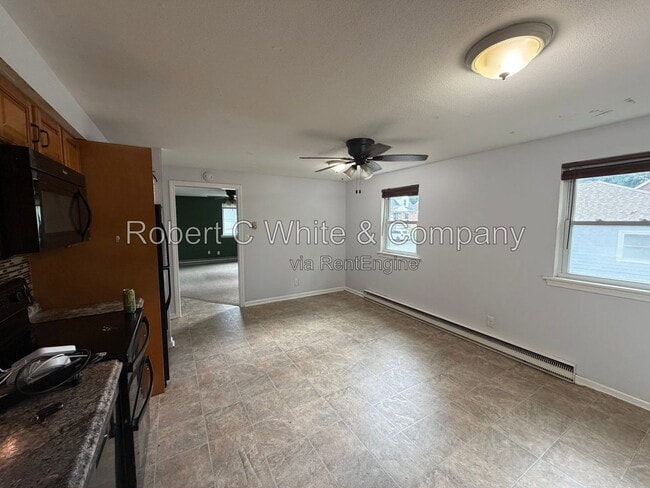 Photo - 72 Colony St Unit 3