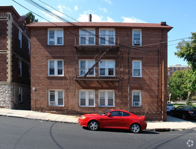 Photo - 81-83 Wallace St