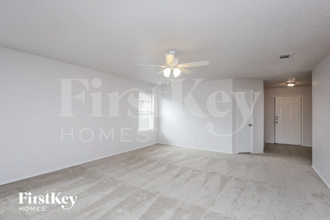 Photo - 5308 Newcastle Ln