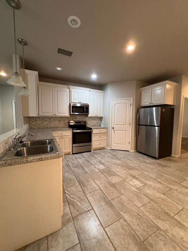 Photo - Easy Living with AMRR: 3 Bedroom Home In Cooper ISD!