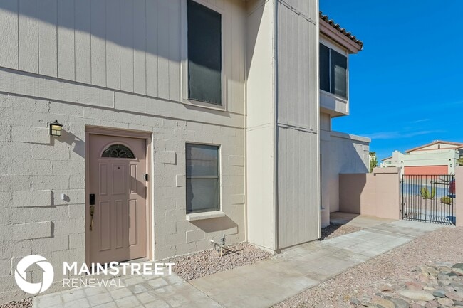 Building Photo - 1611 E Villa Maria Dr Rental