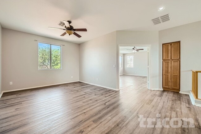 Photo - 6808 S 57th Ave