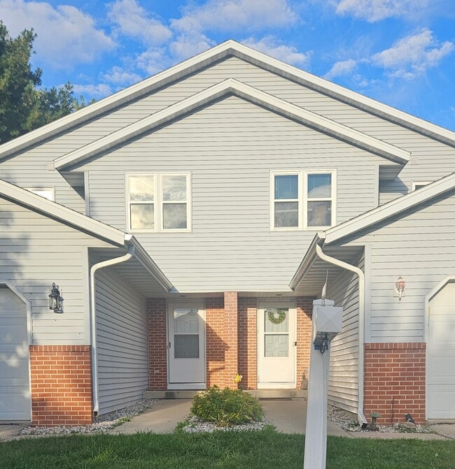 405 Trail Side Dr