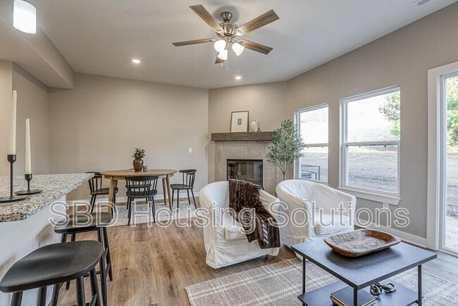 Photo - 2909 S Harvard Ave