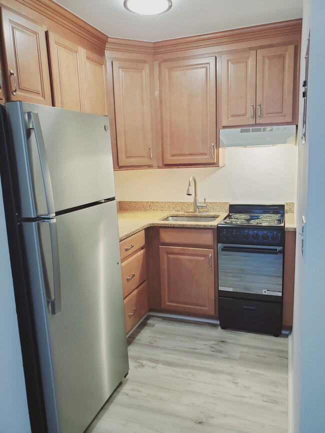 Building Photo - 151 Courtland Ave Unit 2 Rental