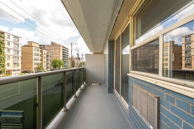 Photo - 365 Eglinton Ave E Unit 501