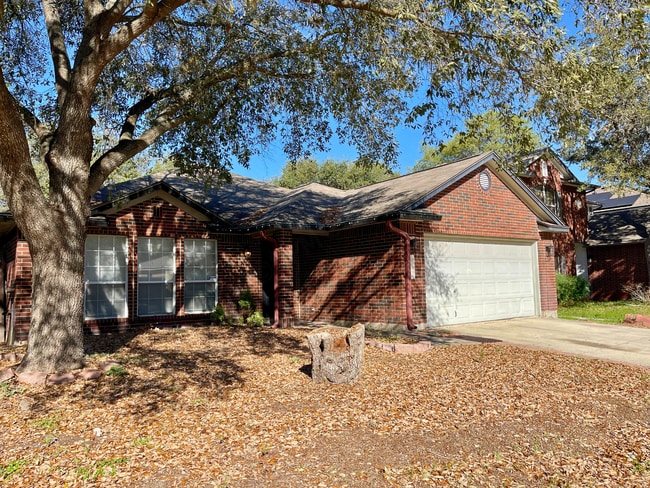 Photo - Elegant 3 Bedroom Home Near Medical Center in Northwest San Antonio