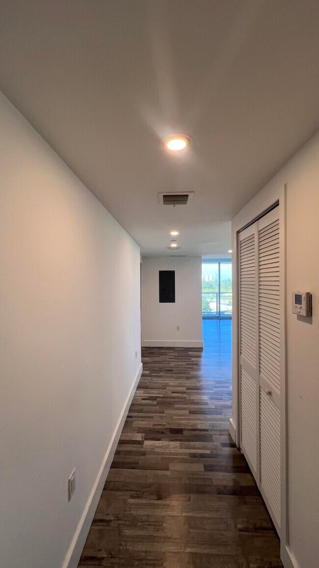 Photo - 13800 Highland Dr Unit 610