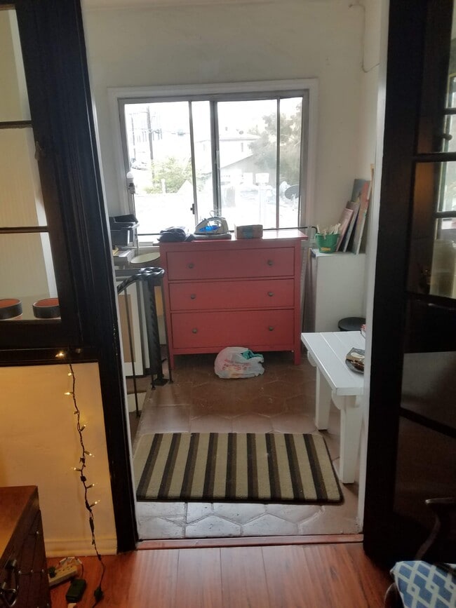 Photo - 1847 S Rimpau Blvd Unidad 1847