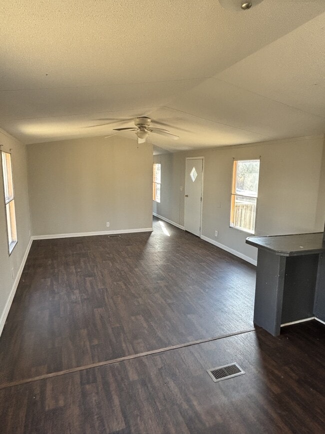 Photo - 180 Cassidy Ln