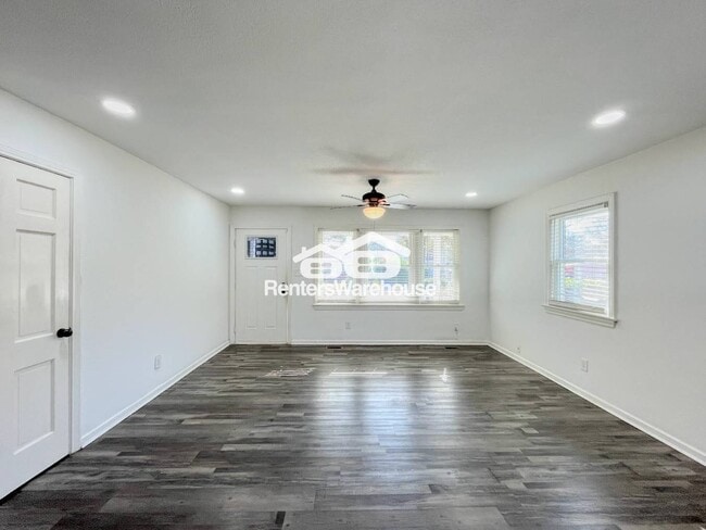 Photo - 2700 Belle St