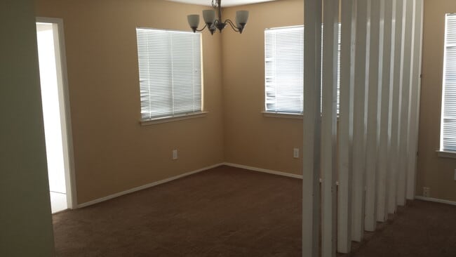 Photo - 9400 Admiral Nimitz Ave NE