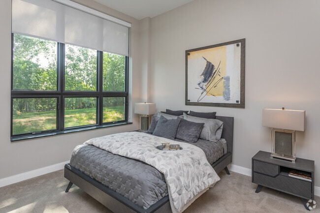 2BR, 2BA, Den - 1,230SF
