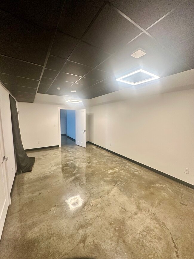 Photo - 1818 River Dr