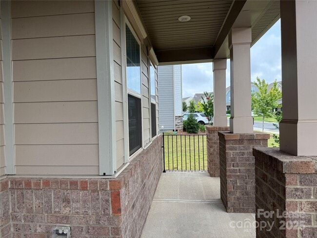 Photo - 17508 Snug Harbor Rd