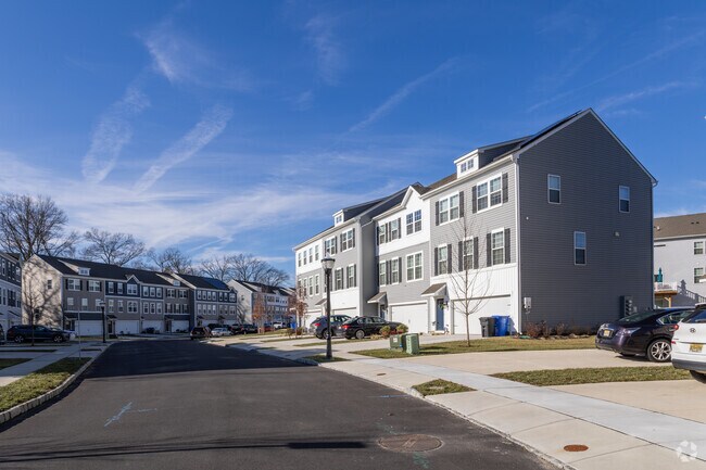 Photo - Parkers Mill Townhomes