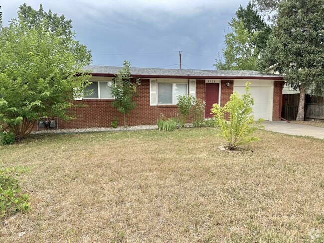 Building Photo - 5008 S Iowa Ave Rental