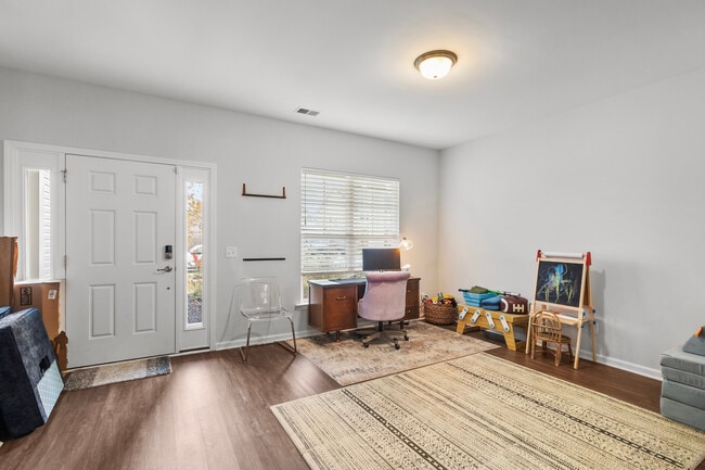 Photo - 246 Sessile Oak Rd